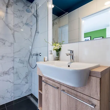 Apartment E-apartamenty Mtp *