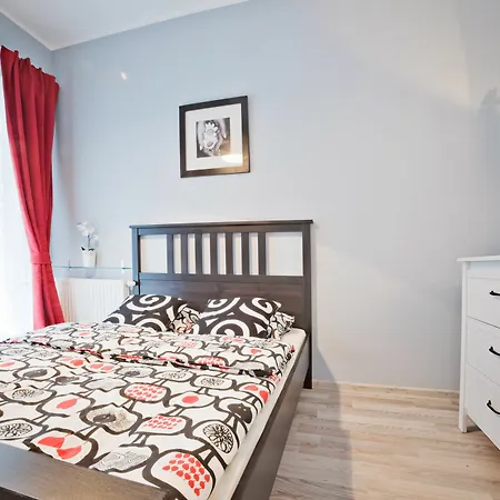 Apartment E-apartamenty Mtp *