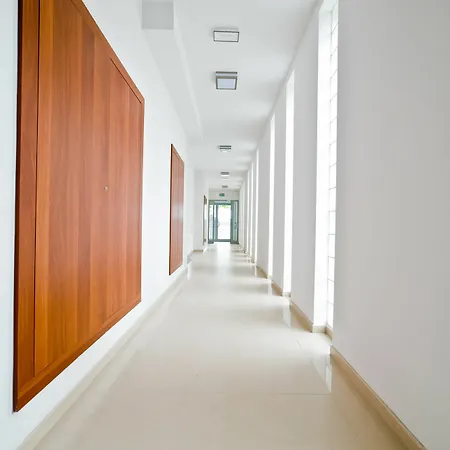 E-apartamenty Mtp Apartment *